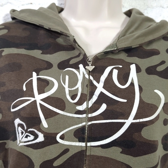 Y2K Roxy Camo Hoodie Jacket Medium - Picture 4 of 9
